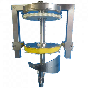 Bird Unloader to automatically eject birds from a poultry processing line